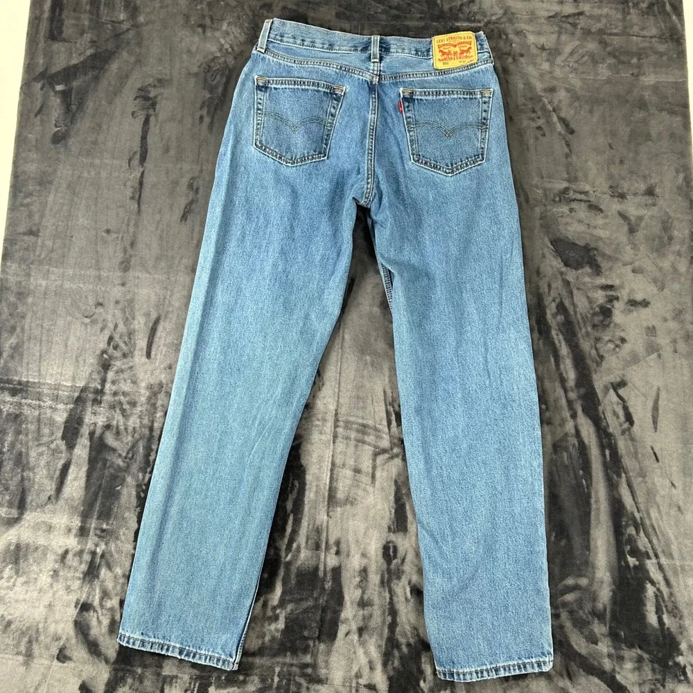 Levi's 550 Relaxed Fit Jeans Mens 33x34 Blue Denim 00550-4891 Medium Wash